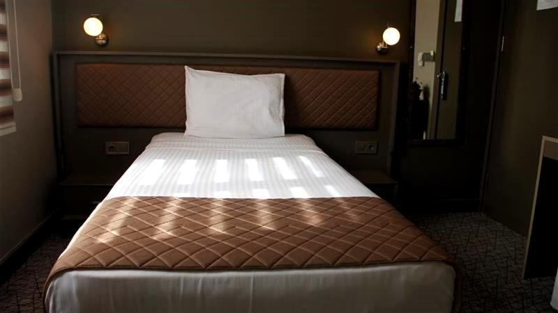 Hotel Tuerkeli *
